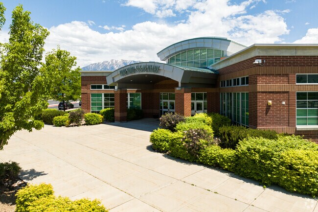 Vineyard School Elementary School encourages learning and positivity in Sunset Heights, UT.