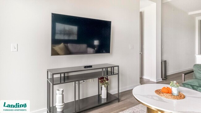 825 Usener St unit 724.1410282, Houston, TX 77009 - photo 3