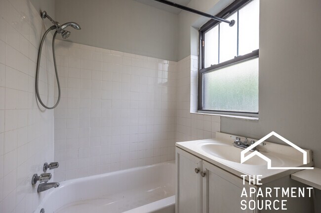 1427 N Dearborn St unit A1, Chicago, IL 60610 - photo 6