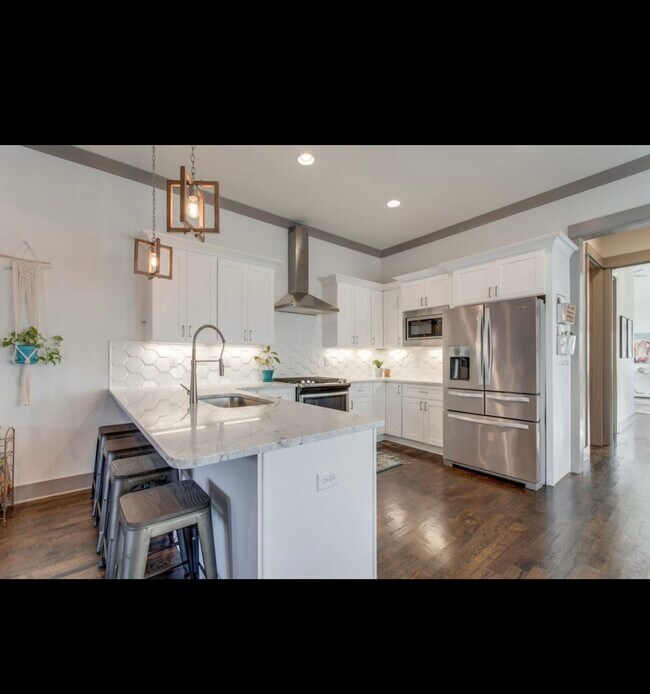 2209 15th Ave N unit B, Nashville, TN 37208 - photo 5