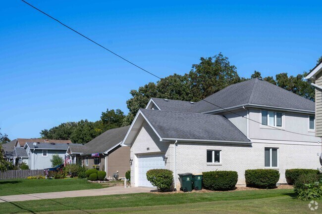 Homes in Waterfall Glen range from $300,000 to $675,000.