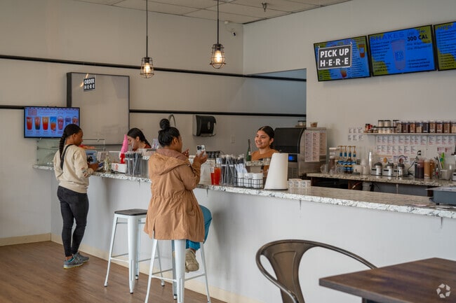 Northeast Raleigh residents can get protein waffles, nutritious smoothies, and more at The Fix.