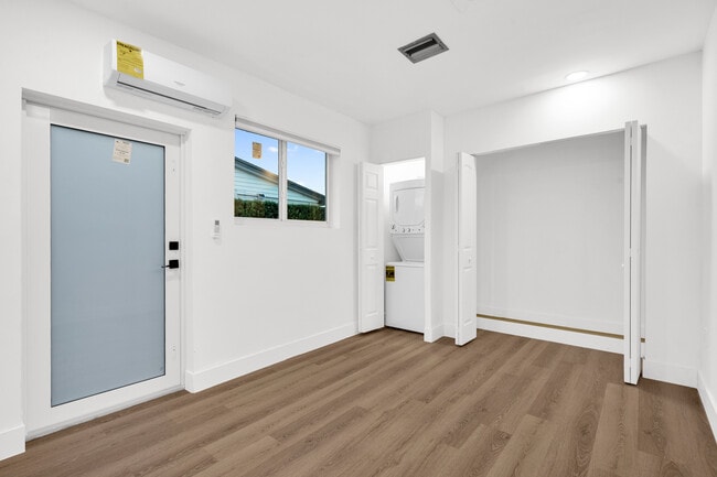 4701 SW 104th Ct, Miami, FL 33165 - photo 2