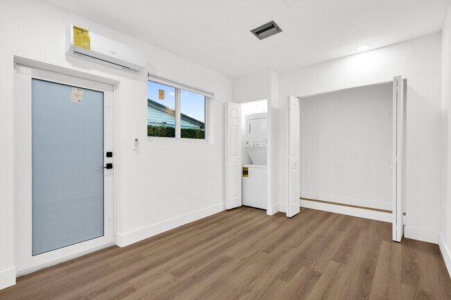 4701 SW 104th Ct unit 1, Miami, FL 33165 - photo 2