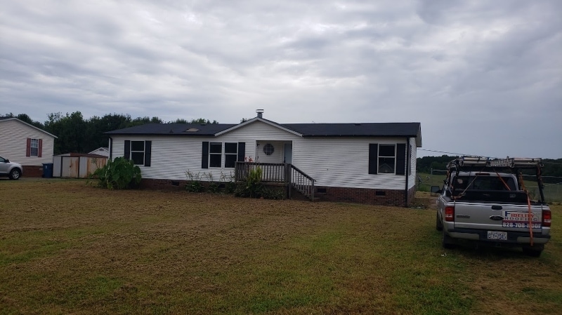 1124 Eulalia Ln, Catawba, NC 28609 - photo 1