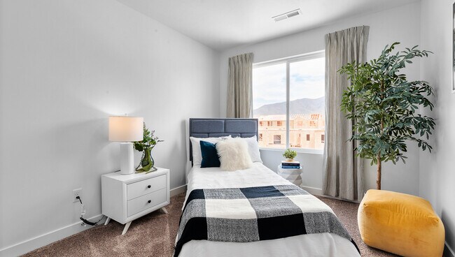 1914 E Thunder Ln unit 505, Eagle Mountain, UT 84005 - photo 7