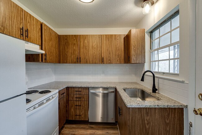 2845 Dayton Blvd unit 9, Chattanooga, TN 37415 - photo 6