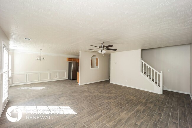 752 Wood Bend Ct, Riverdale, GA 30296 - photo 5