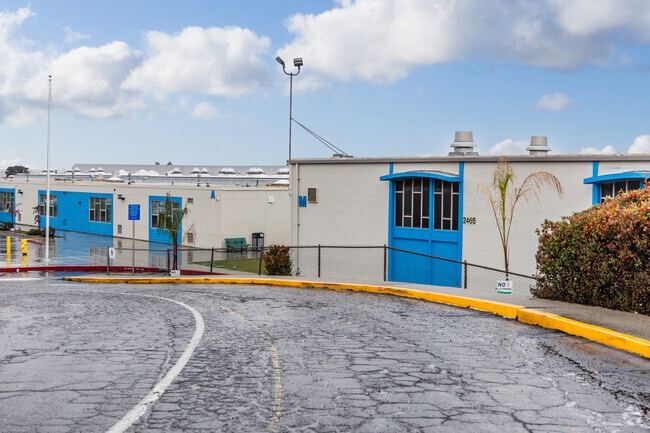 Caliber Beta Academy has quality teachers in Richmond.