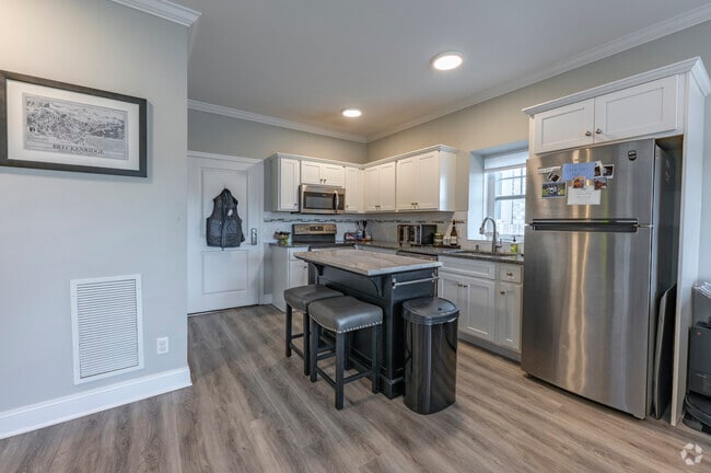 Cedar Village at Carroll's, Shelton, CT 06484 - photo 5