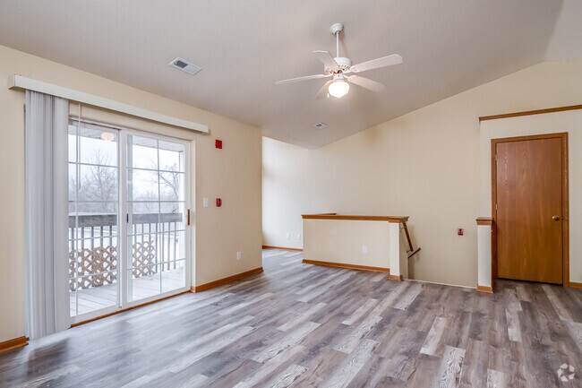 Harbor Pointe Apartments, Port Washington, WI 53074 - photo 5
