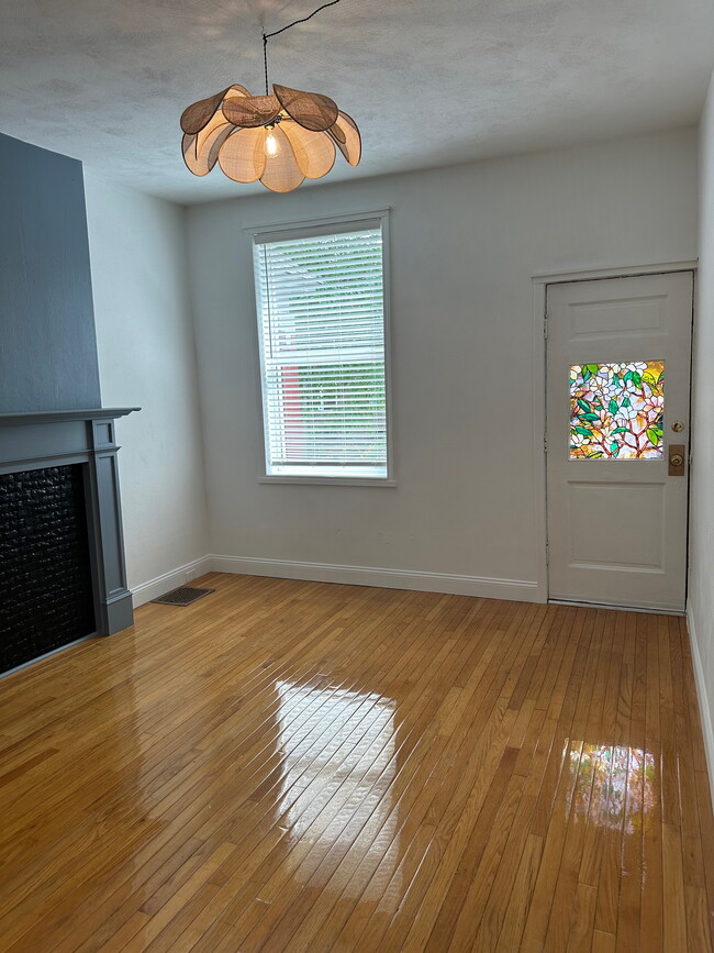 4269 Botanical Ave Unit B, Saint Louis, MO 63110