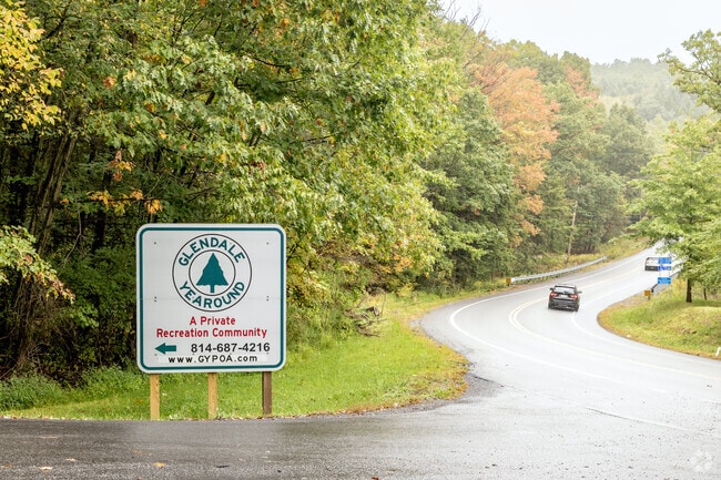 The Glendale Year-round Recreation Community in White offers private cabins near Glendale Lake.