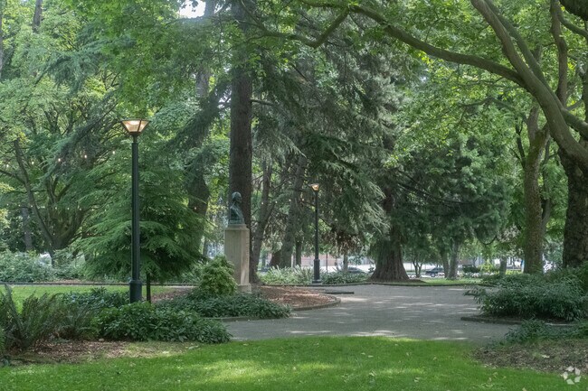 Denny Park has plenty of green spaces for the locals of South Lake Union to enjoy.