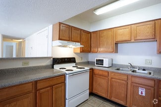 32 Westchester Ct, Birmingham, AL 35215