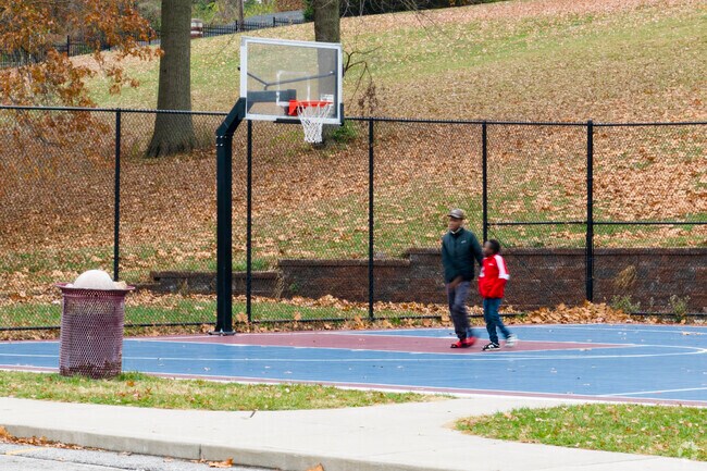 Pasadena Hills residents have access to public basketball courts at their local parks.