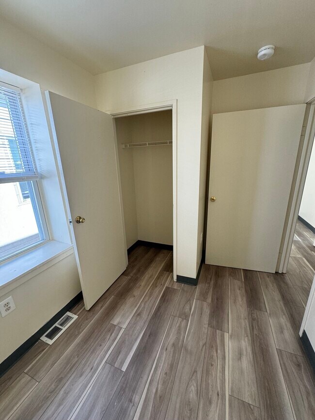 4046 Ogden St unit C, Philadelphia, PA 19104 - photo 7