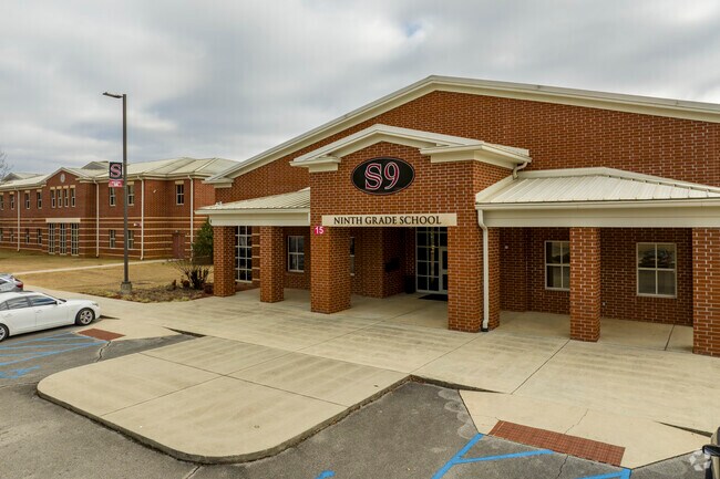 Entrance to Full campus of Sparkman 9th Grade School in Huntsville Alabama.