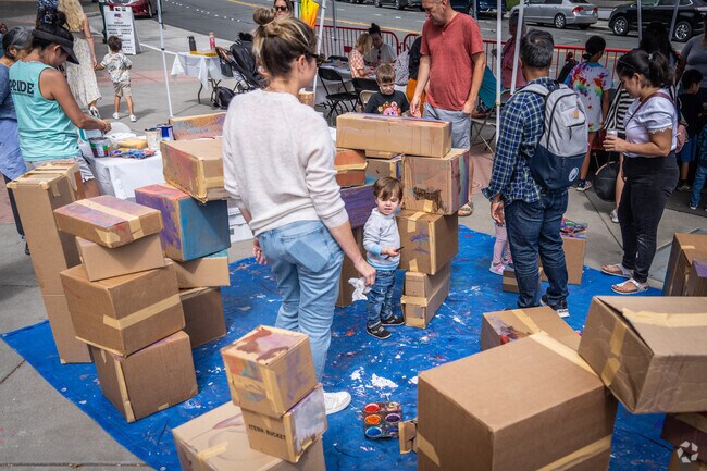 Enjoy creative fun at Walnut Creek Family Art Day with interactive projects for all ages.