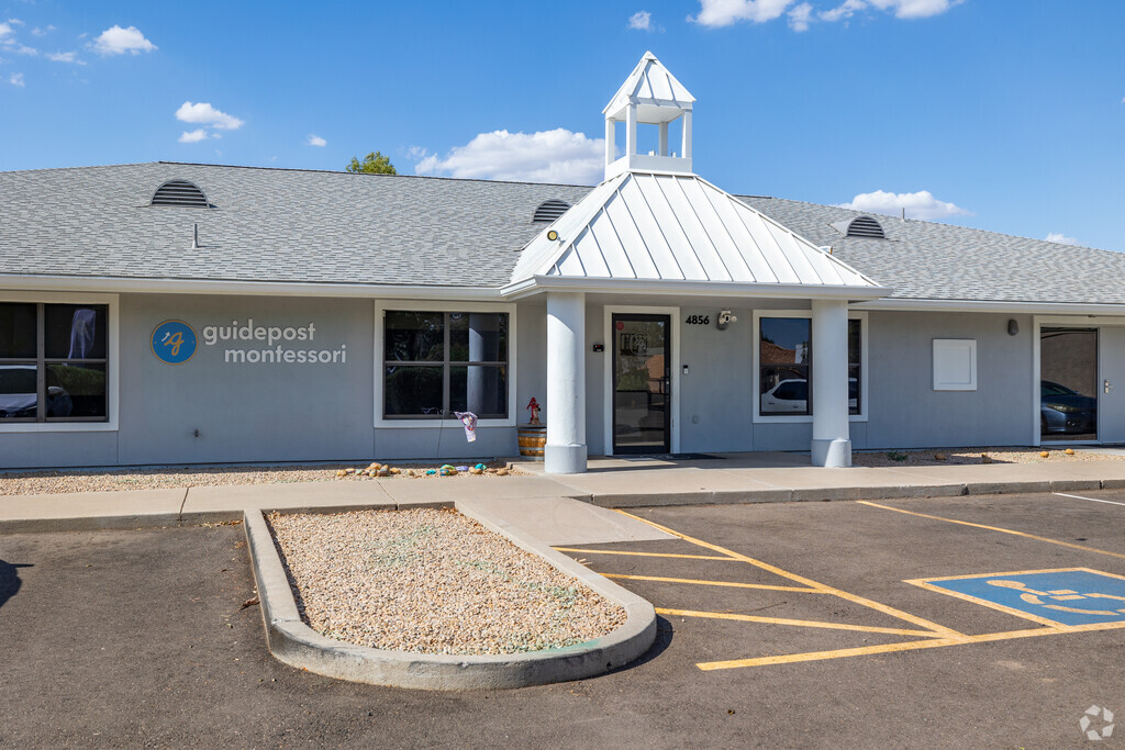 Inspiring individuality at Guidepost Montessori inParadise Valley.