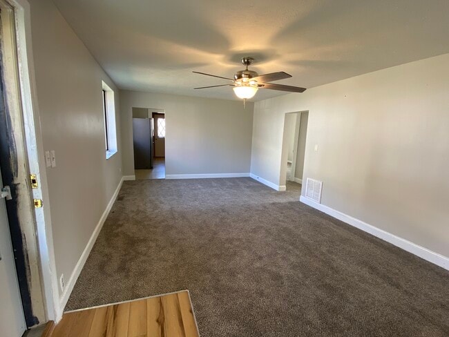 104 1st St, Dunbar, WV 25064 - photo 6