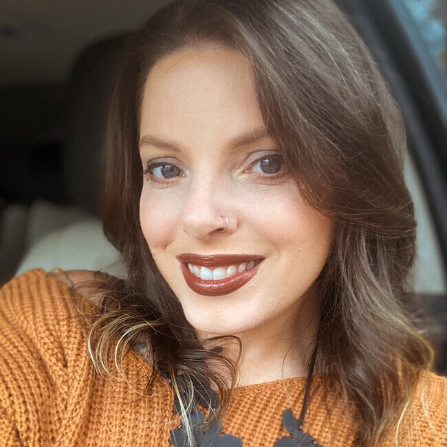 Elise Petro