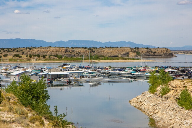The Pueblo Reservoir area includes boating opportunities in the Pueblo State Park.
