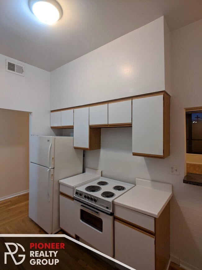 1427 N Dearborn St unit 1425-A1, Chicago, IL 60610 - photo 7