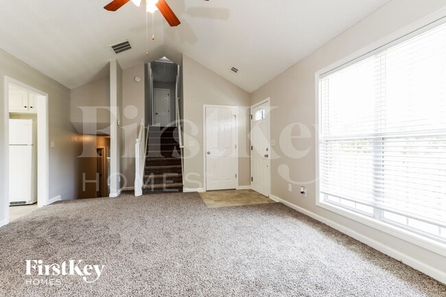 305 Carly Ct, Bethlehem, GA 30620 - photo 2