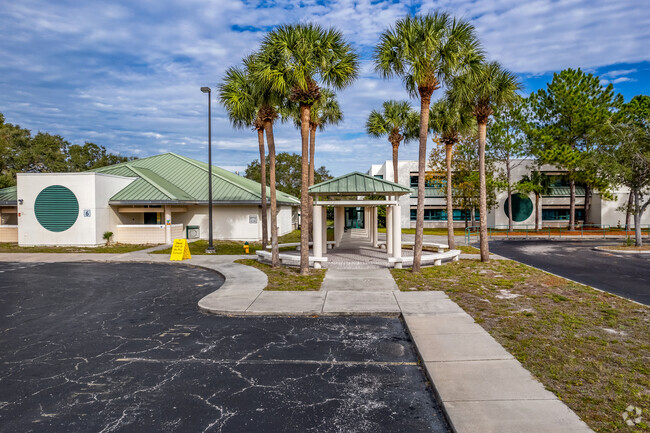 The student-teacher ratio is 14-1 at Frontier elementary school.