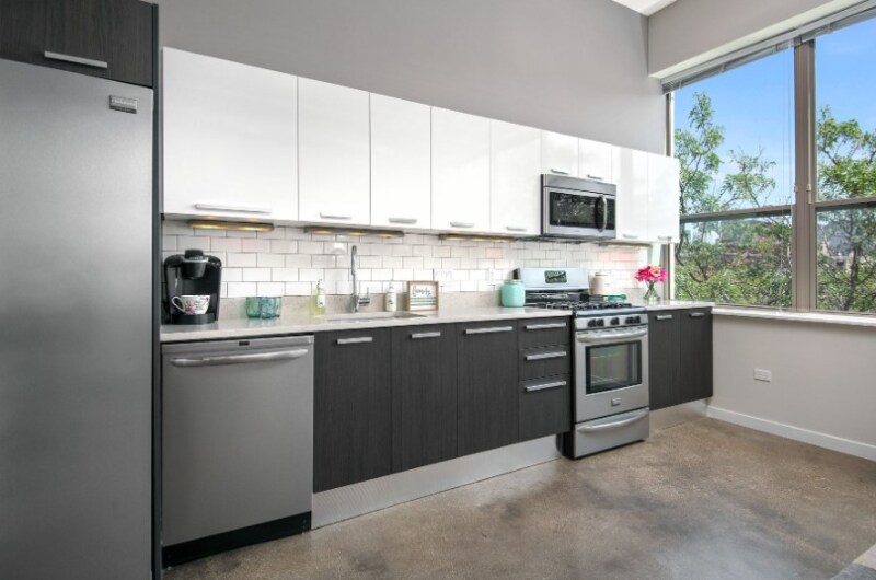 1300 W Randolph St, Chicago, IL 60607 - photo 1