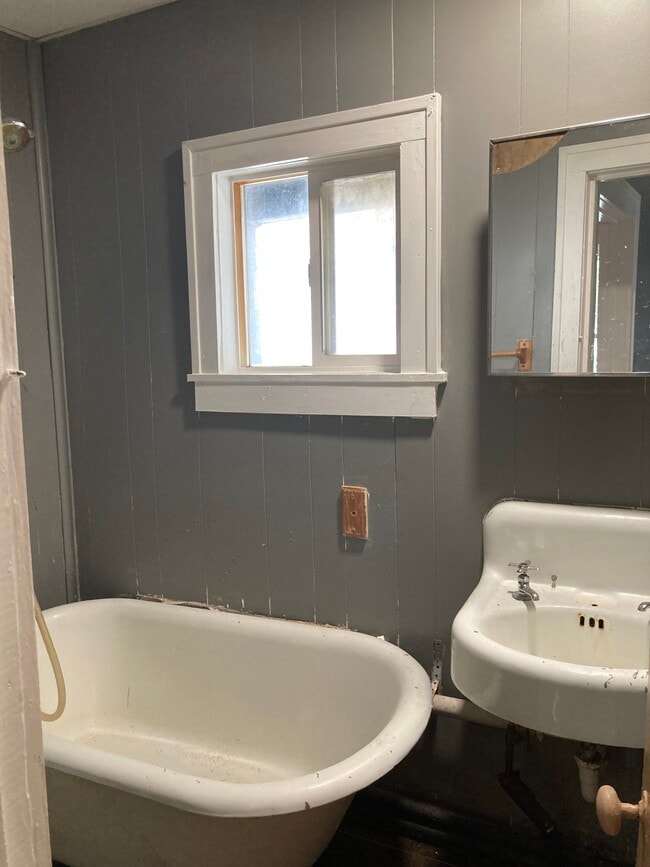 48 Dart St unit 1, Buffalo, NY 14213 - photo 5