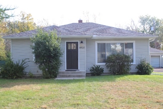 8925 Wally St, Minneapolis, MN 55427