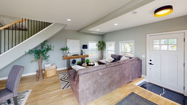 15 Clausen Ln, Sayreville, NJ 08872 - photo 2