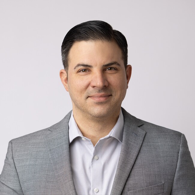 Agent Photo