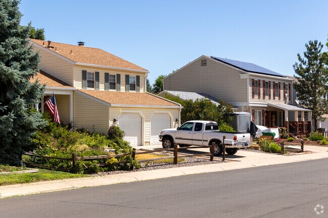 Multi car garages and large front yards are standard fare in Centre Pointe.