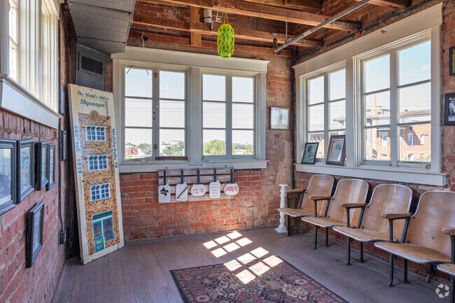 The Worlds Littlest Skyscraper is in Downtown Wichita Falls.