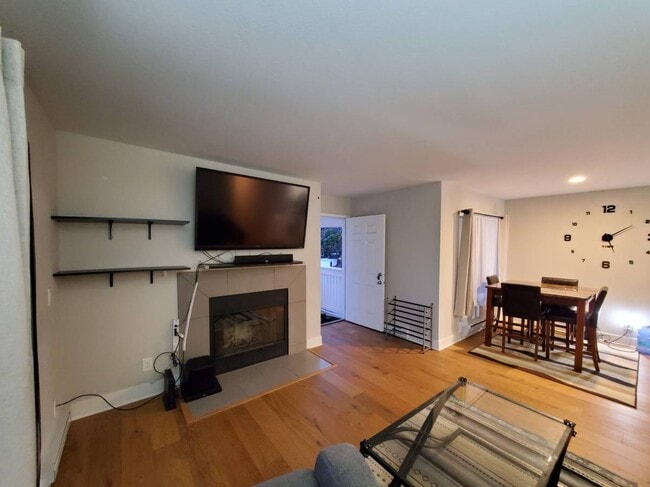 26 Bayside Ct, Richmond, CA 94804 - photo 4