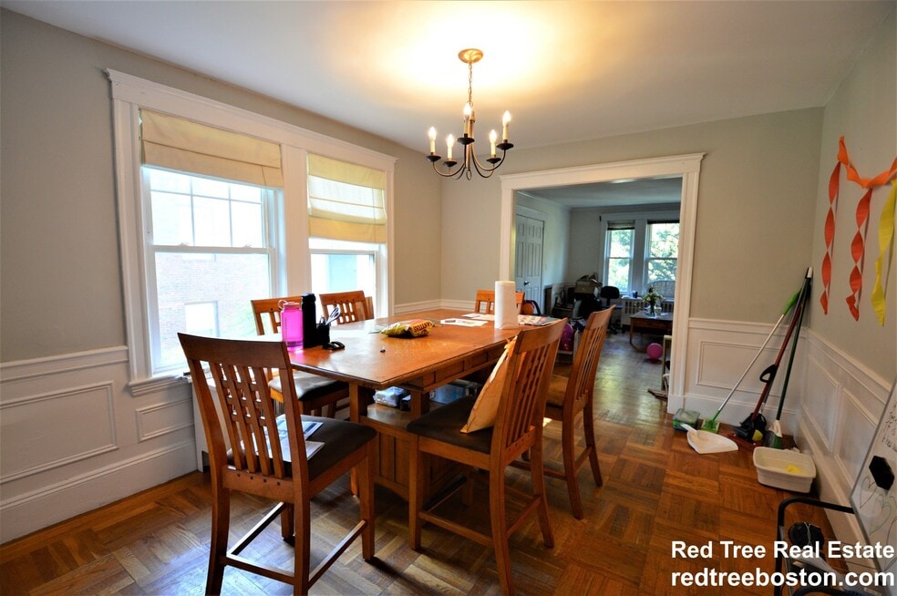 42 Crosby Rd unit 2, Chestnut Hill, MA 02467 - photo 1