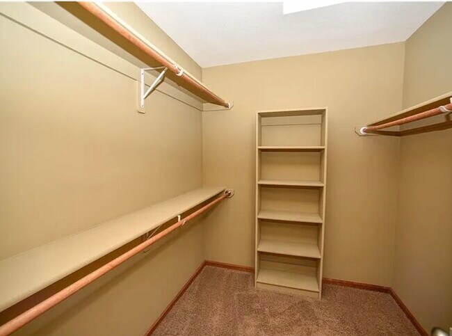 544 N Old Mill Rd, Independence, MO 64056 - photo 7