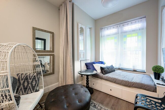 1517 Corcoran St NW unit ID1011180P, Washington, DC 20009 - photo 6