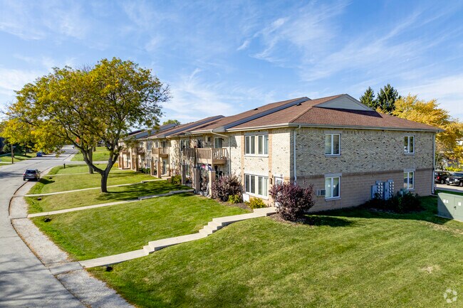 Apartments along Taylor Ave provide more affordable options for housing in Georgetown.