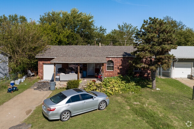 A few brick ranch-style dwellings dot the streets of Xyler.