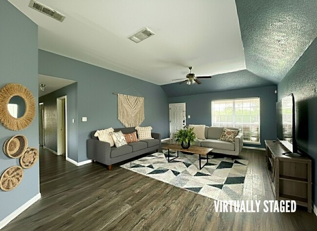 2010 Shadow Ridge Rd, Harker Heights, TX 76548 - photo 3