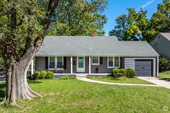 Many homes in Maple Crest are shaded by large oak trees in the front and backyards.