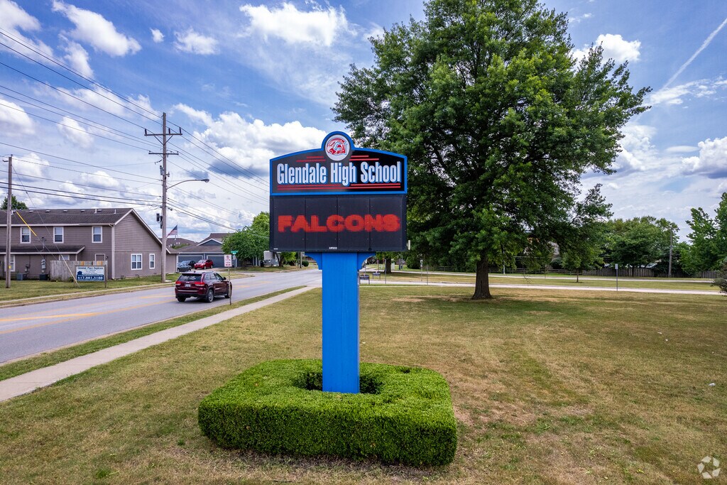 Students have the option of attending Glendale High School.