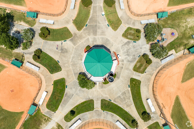 Diamond Lakes Regional Park boasts baseball fields for residents and local teams to enjoy.