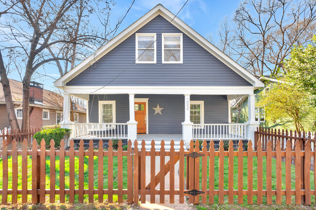 Front Yard/ Street View