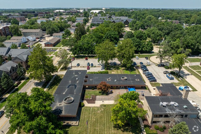 Hammitt School At The Baby Fold offers a space where all people can learn and thrive.