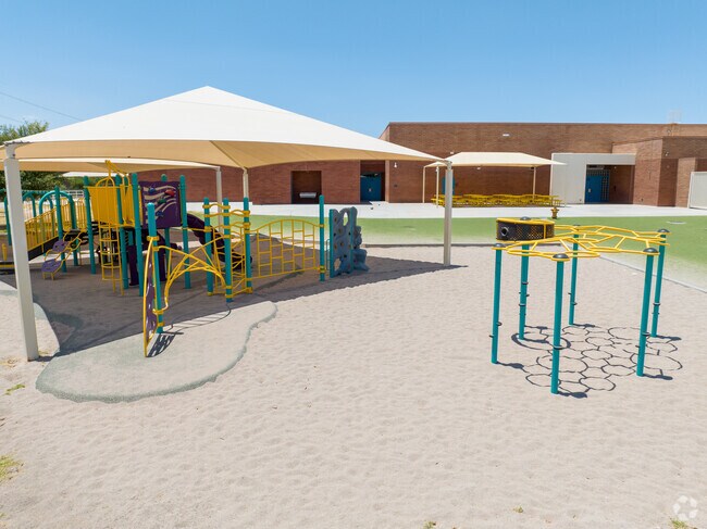 Playground at Kyrene de los Lagos School.
